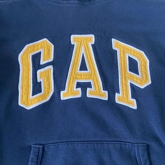 GAP Hoodie - Picture 2 of 3
